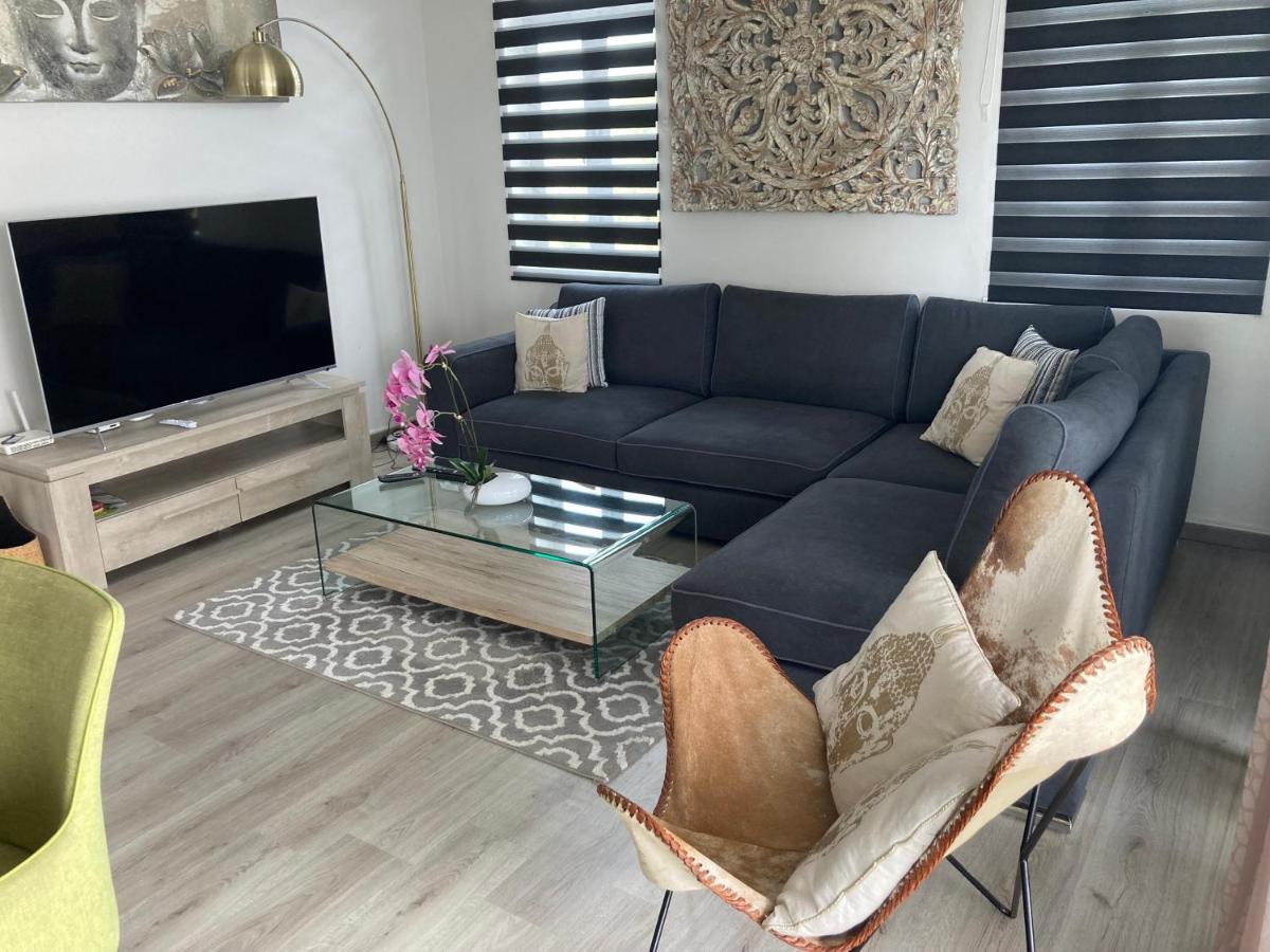 Penthouse - Private Roof Terrace - Sea & Mountain View Apartment Гранд Байе Екстериор снимка